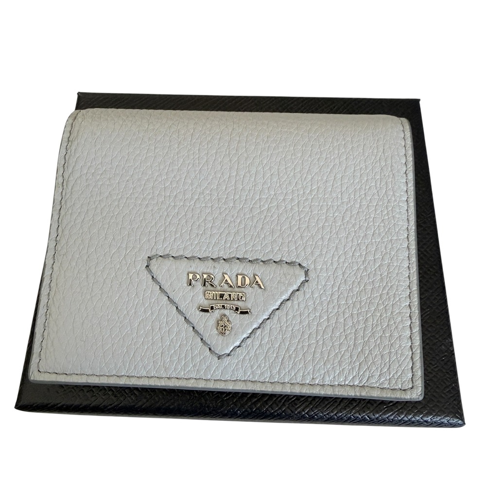Prada Grey Pebbled Leather Bifold‎ Wallet 1MV204 Gold Logo Made in Italy